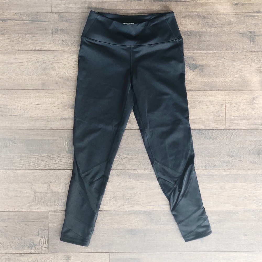 Victoria’s Secret Knockout Leggings